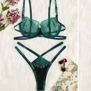 Harness Eyelash Lace Lingerie Set